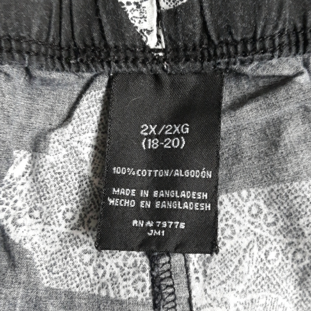 Shorts - Picture 2 of 2
